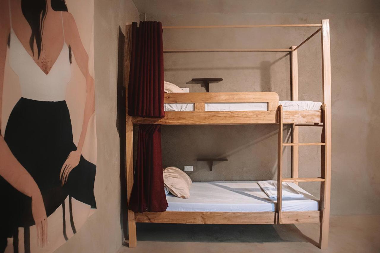סיקיהור Fable Hostel מראה חיצוני תמונה