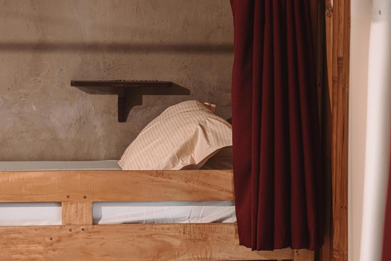 סיקיהור Fable Hostel מראה חיצוני תמונה